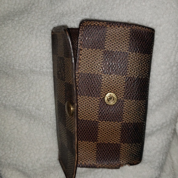 Well Loved Louis Vuitton Damier Ebene Key Cles Date codeCT0074 - Picture 11 of 16